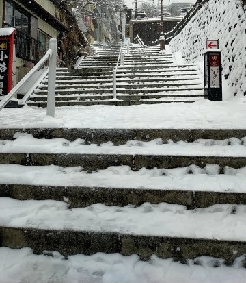 伊香保 階段 冬
